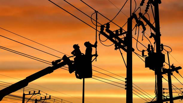 Overhead lines are extremely dangerous